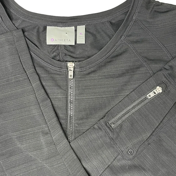 Athleta Black Long Sleeve 1/4 Zip Pullover with Arm Zipper Pocket Size XL - Picture 12 of 15